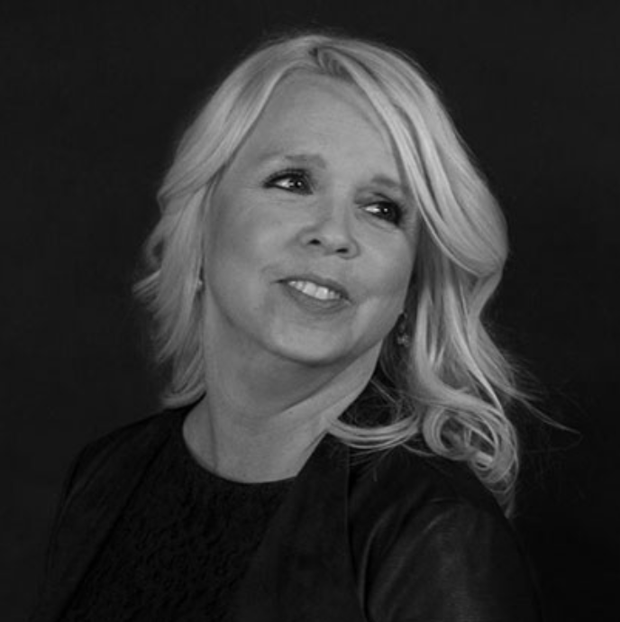 STÉPHANIE READER